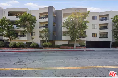 1037 N Vista St #206, Los Angeles, CA 90046 - Photo 1
