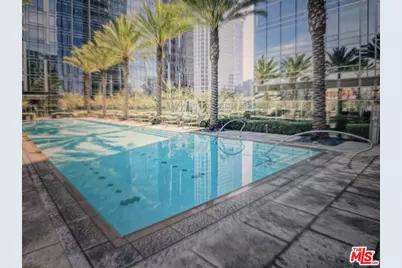 877 Francisco St #825, Los Angeles, CA 90017 - Photo 1