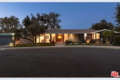 16045 Royal Mount Dr, Encino, CA 91436 - Photo 1