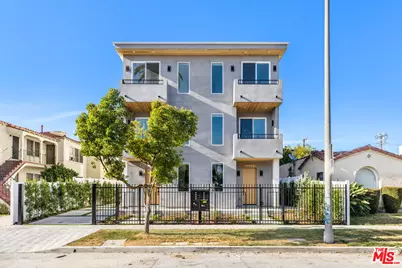 5225 W 20th St #1/2, Los Angeles, CA 90016 - Photo 1