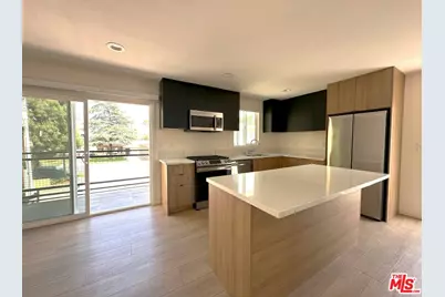 3807 W Heffron Dr #201, Burbank, CA 91505 - Photo 1