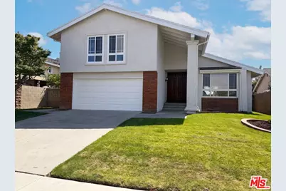 2334 W Chandler Ave, Santa Ana, CA 92704 - Photo 1