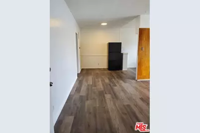 4745 Oakwood Ave #5, Los Angeles, CA 90004 - Photo 1