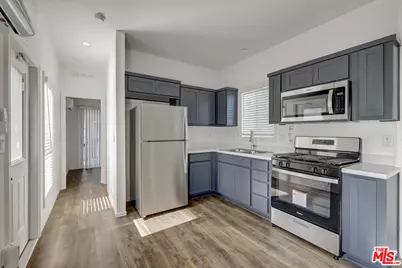 17650 Grand Ave #102, Lake Elsinore, CA 92530 - Photo 1
