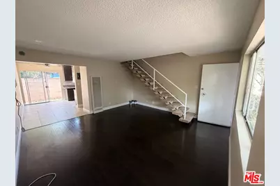 6233 Clybourn Ave, North Hollywood, CA 91606 - Photo 1