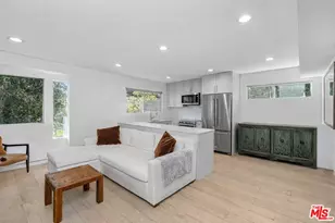 2147 N Beachwood Dr, Los Angeles, CA 90068 - Photo 1