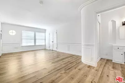 308 S Reeves Dr #310B, Beverly Hills, CA 90212 - Photo 1