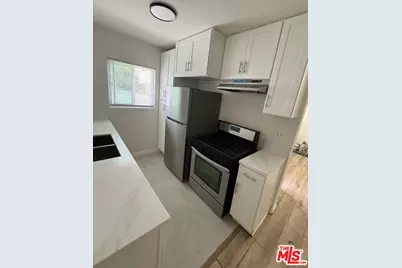 233 N Park View St #2, Los Angeles, CA 90026 - Photo 1