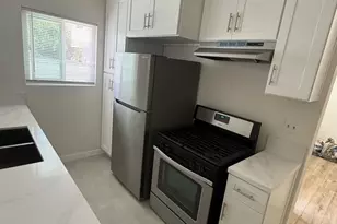 233 N Park View St, Los Angeles, CA 90026 - Photo 1