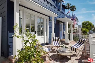 204 Pearl Ave, Newport Beach, CA 92662 - Photo 1