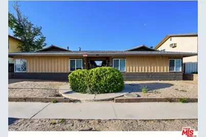 342 E Lancaster Blvd, Lancaster, CA 93535 - Photo 1