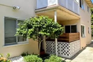 10737 Francis Pl, Los Angeles, CA 90034 - Photo 1