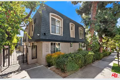 964 Larrabee St #102, West Hollywood, CA 90069 - Photo 1