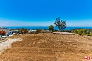 737 Enchanted Way, Pacific Palisades, CA 90272 - Photo 1