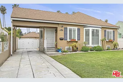 4827 8th Ave, Los Angeles, CA 90043 - Photo 1