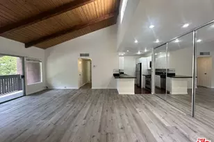 18350 Hatteras St, Tarzana, CA 91356 - Photo 1