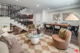 1147 N Beachwood, Los Angeles, CA 90038 - Photo 1