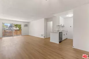18307 Burbank Blvd, Tarzana, CA 91356 - Photo 1