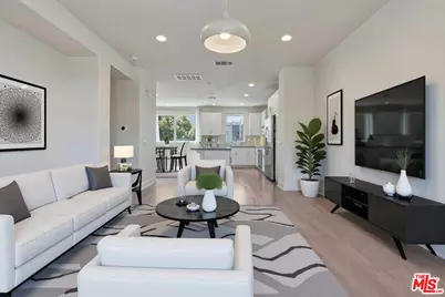 5118 Melrose Ave, Los Angeles, CA 90038 - Photo 1