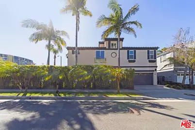 682 Oxford Ave, Venice, CA 90291 - Photo 1