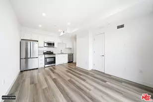 667 N Wilton Pl, Los Angeles, CA 90004 - Photo 1
