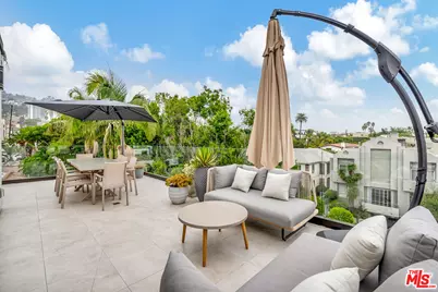 1017 N Croft Ave #Ph01, Los Angeles, CA 90069 - Photo 1