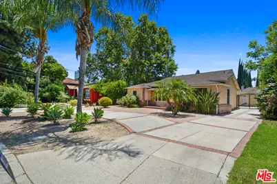 15424 Camarillo St, Sherman Oaks, CA 91403 - Photo 1