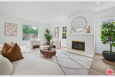 5119 Enfield Ave, Encino, CA 91316 - Photo 1