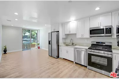 11753 Iowa Ave #103, Los Angeles, CA 90025 - Photo 1