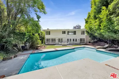 2460 Pesquera Dr, Los Angeles, CA 90049 - Photo 1