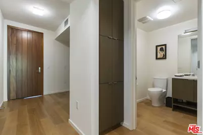 1705 Ocean Ave #212, Santa Monica, CA 90401 - Photo 4