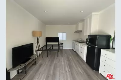 4826 Coolidge Ave #B, Los Angeles, CA 90230 - Photo 1