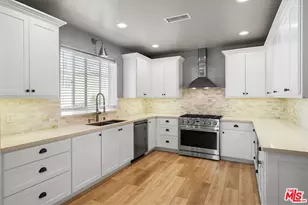 2910 Santa Carlotta St, La Crescenta, CA 91214 - Photo 1