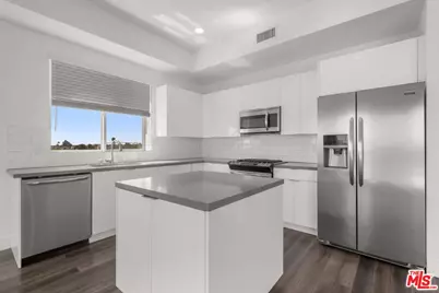 1215 S Bedford St #301, Los Angeles, CA 90035 - Photo 1