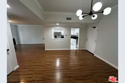 8160 Manitoba St #208, Playa del Rey, CA 90293 - Photo 1