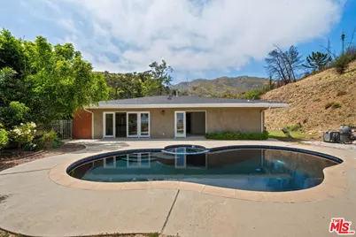1812 Manzanita Park Ave, Malibu, CA 90265 - Photo 1