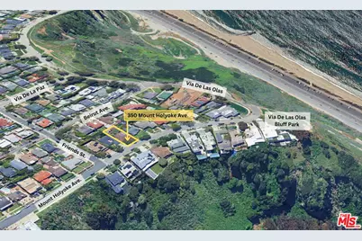 350 N Mount Holyoke Ave, Pacific Palisades, CA 90272 - Photo 1