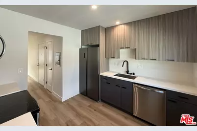 3660 Watseka Ave #5, Los Angeles, CA 90034 - Photo 1