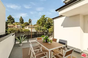3867 N Riley Ln, Los Angeles, CA 90065 - Photo 1