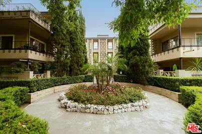 1235 S Orange Grove Blvd #3, Pasadena, CA 91105 - Photo 1