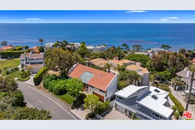 31830 Broad Beach Rd, Malibu, CA 90265 - Photo 1