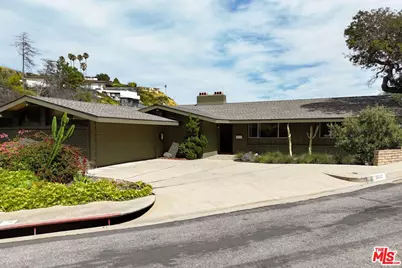 1022 Tellem Dr, Pacific Palisades, CA 90272 - Photo 1