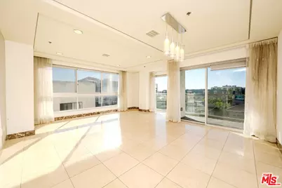 702 S Serrano Ave #501, Los Angeles, CA 90005 - Photo 1