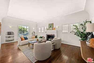 637 N Detroit St, Los Angeles, CA 90036 - Photo 1