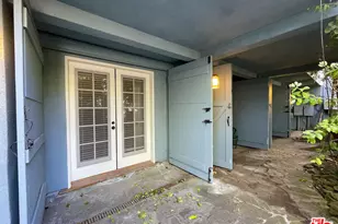 3008 3rd St, Santa Monica, CA 90405 - Photo 1