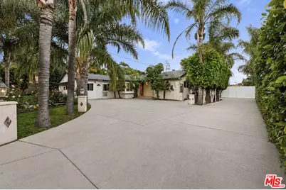13530 Beaver St, Sylmar, CA 91342 - Photo 1
