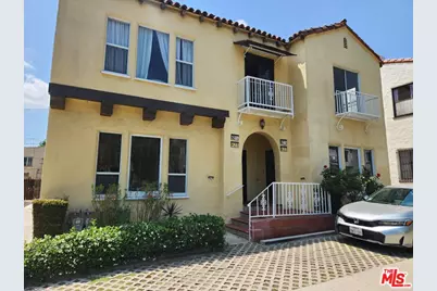425 N Ogden Dr #427 1/2, Los Angeles, CA 90036 - Photo 1