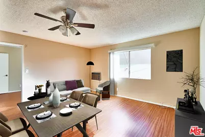 820 S St Andrews Pl #301, Los Angeles, CA 90005 - Photo 1