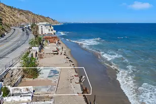 20812 Pacific Coast Hwy, Malibu, CA 90265 - Photo 1