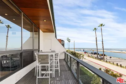 6209 Pacific Ave #201, Playa del Rey, CA 90293 - Photo 1
